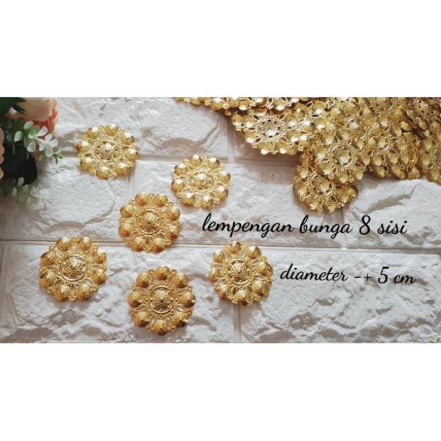 Lempengan emas bunga diameter 5 cm(lusin)