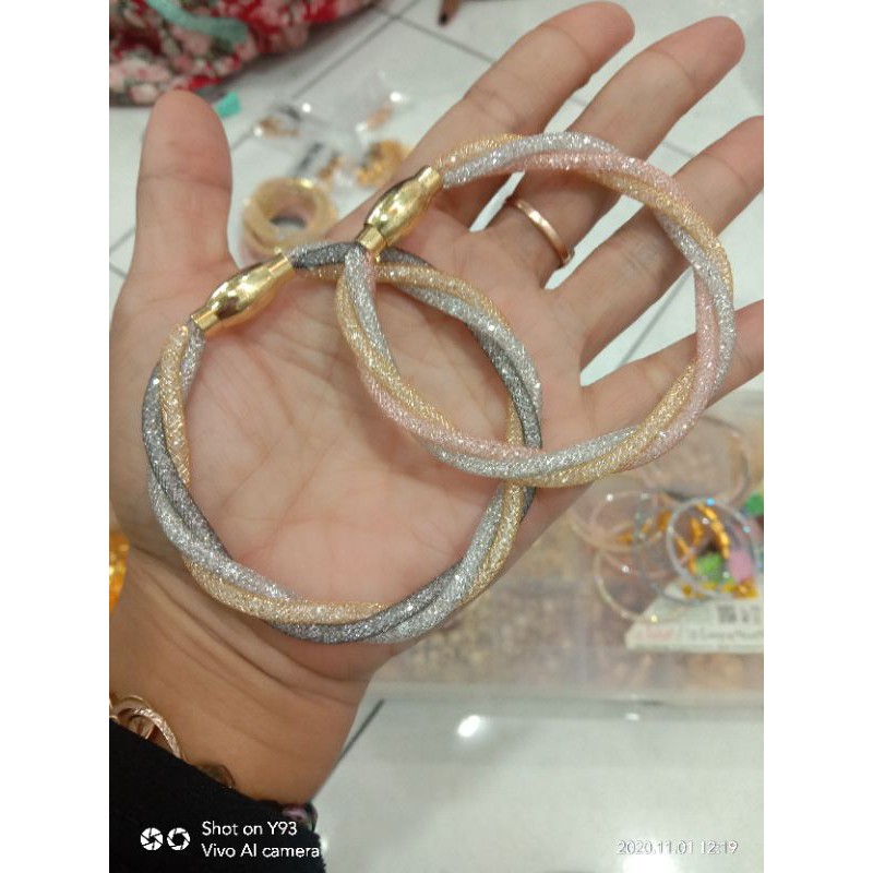 gelang kristal plintir