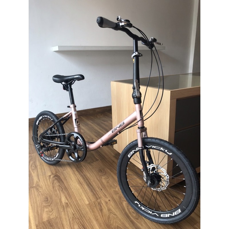 Bike N Bike - Sepeda Minion BNB Vicky Ukuran 20 Inch-Golden