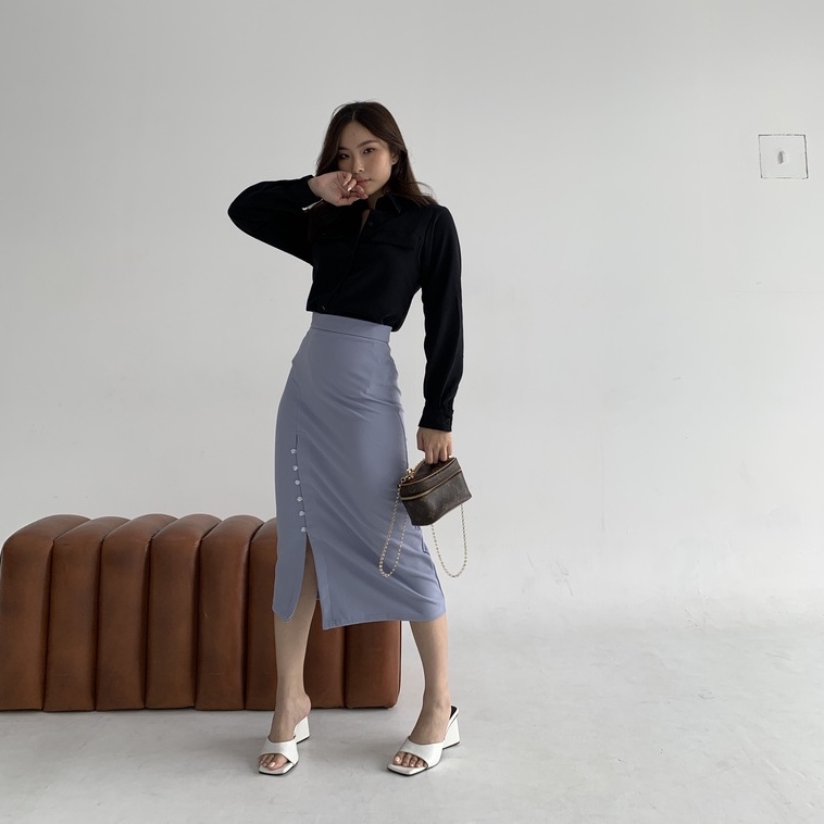 Shermaine Skirt with Button Details / Skirt Wanita