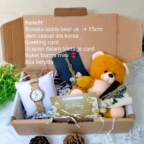 KADO CEWEK BONEKA / HAMPERS ULANG TAHUN  / KADO WISUDA