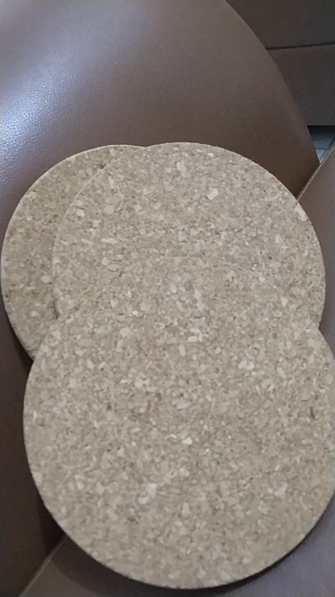 Heat - Alas Panci Tahan Panas, Gabus