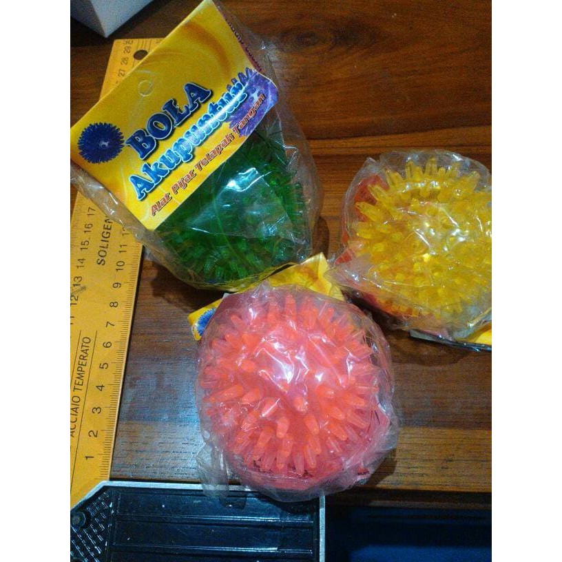 BOLA TERAPI, BOLA PIJAT KESEHATAN, BOLA KARET TERAPI TERLARIS