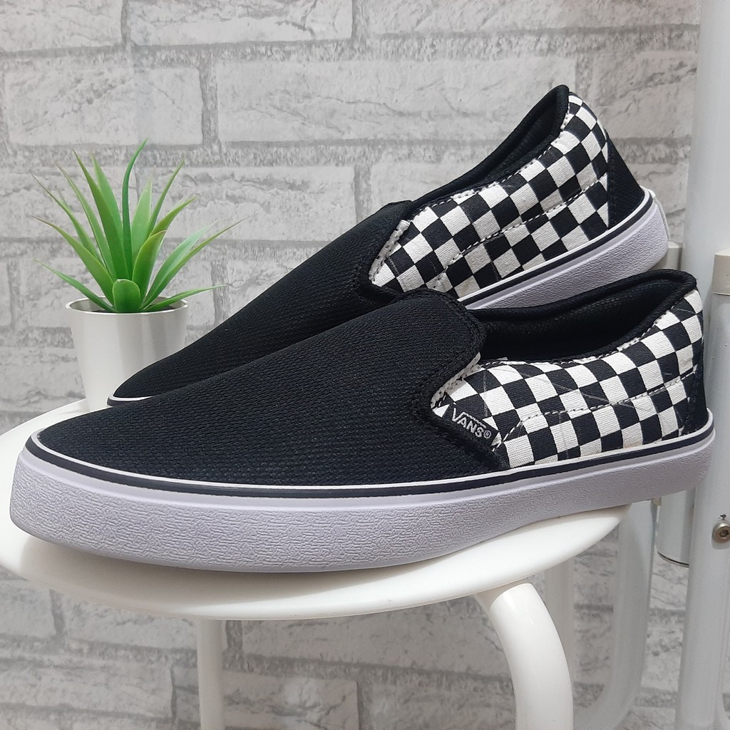 Sepatu Vans_Catur Slip On Checkerboard Hitam putih sepatu Pria Wanita Termurah kerja santai gaya