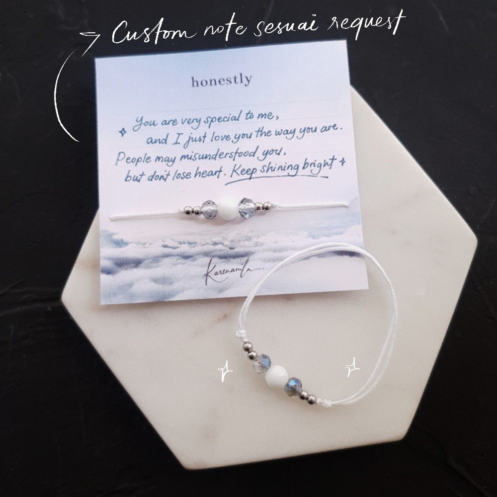 HONESTLY BRACELET | Friendship bracelet | Gelang nama inisial beads putih