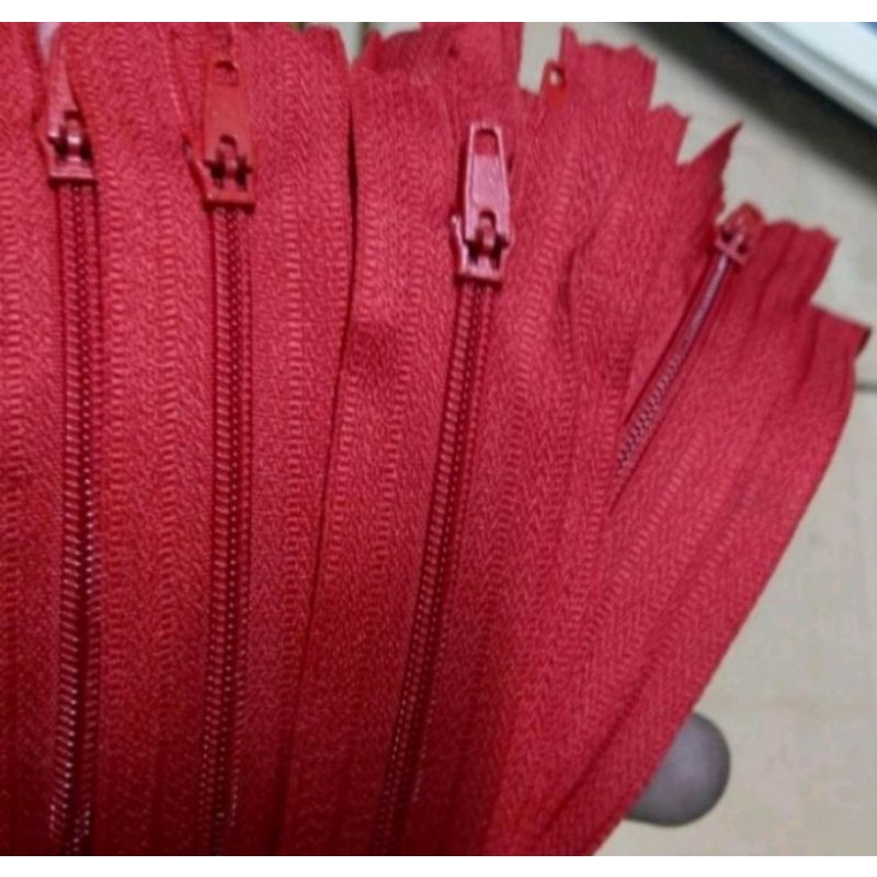 Resleting nylon no.3 ukuran 6 inchi (120 pcs)