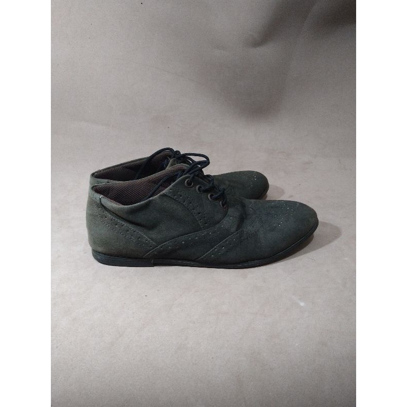 Sepatu adorable project brown 37