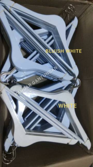 Hanger Kayu Palang Putih Dewasa / Gantungan Baju Palang / Display Pakaian(BH)