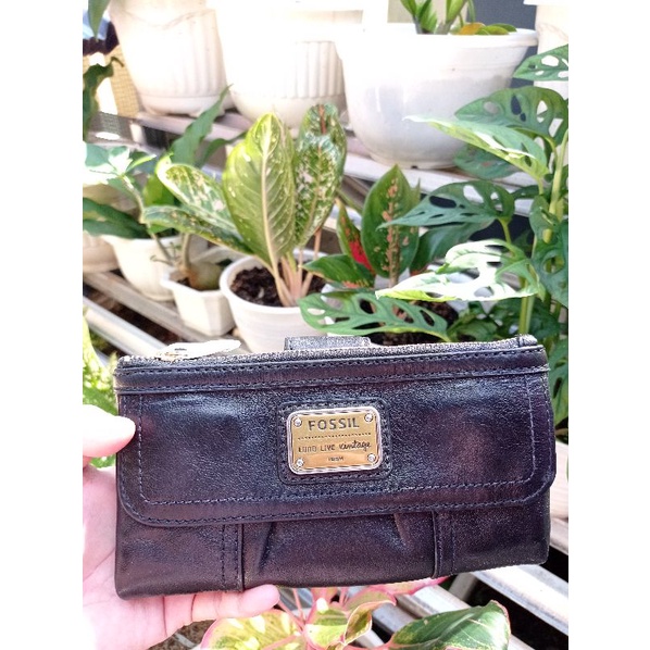 dompet fossil cewek emory clutch black