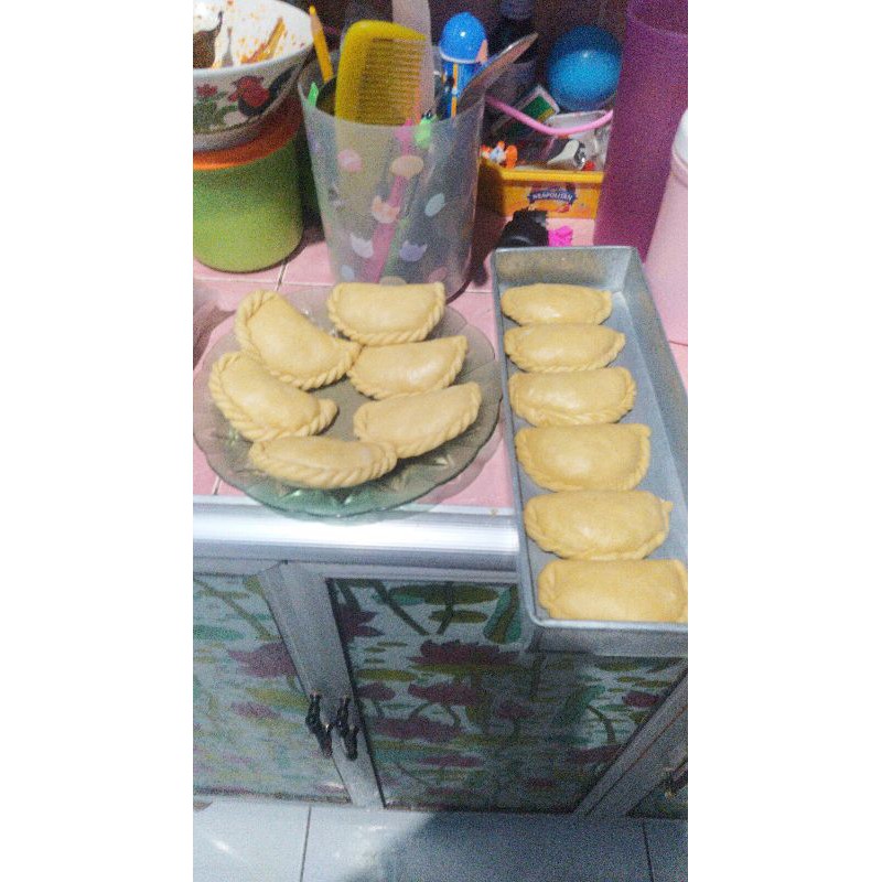 

pastel isi sayur frozen atau mateng