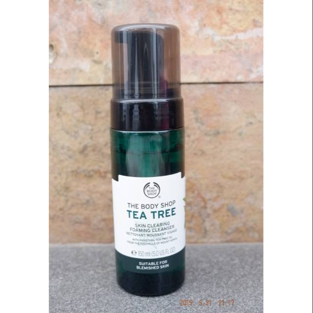 tea tree skin clearing foaming cleanser