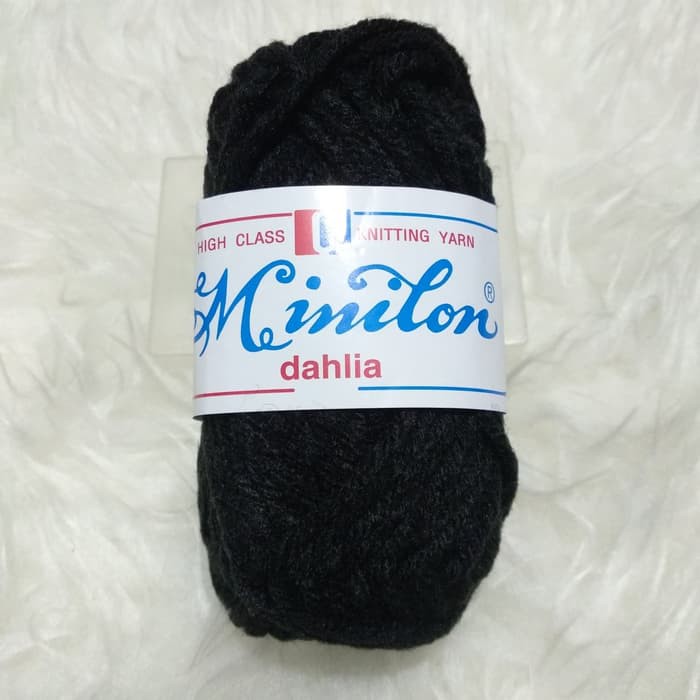 Benang Wol Besar / Benang Minilon / Benang Karpet Hitam