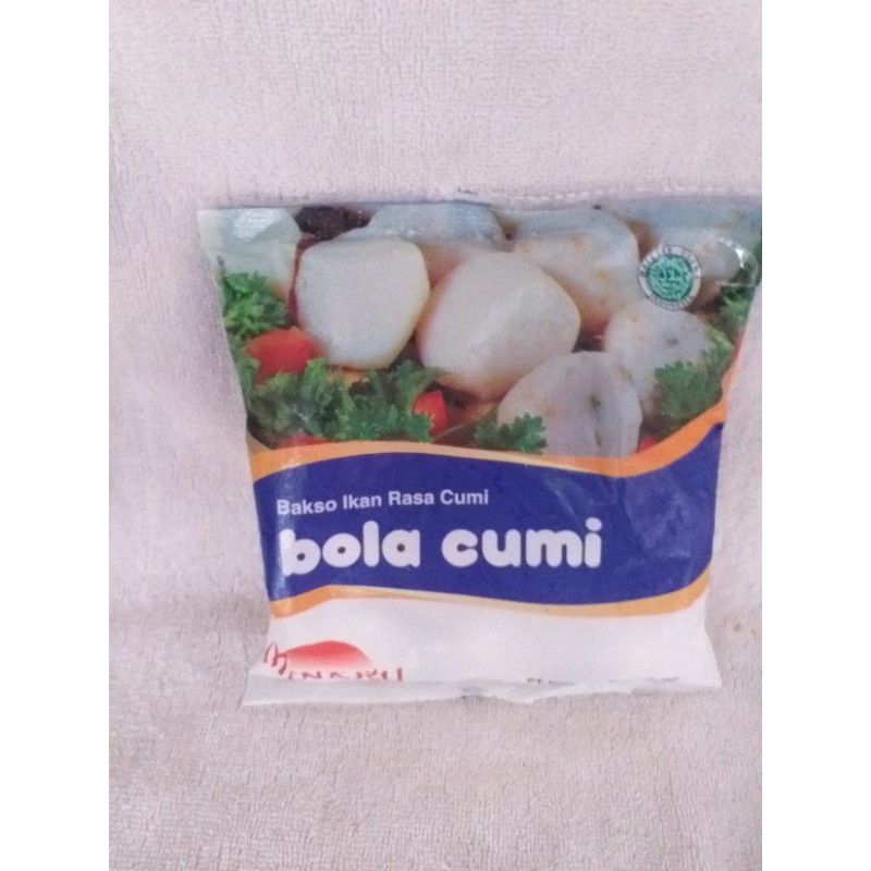 

MINAKU BAKSO IKAN RASA CUMI (BOLA CUMI) 200GR