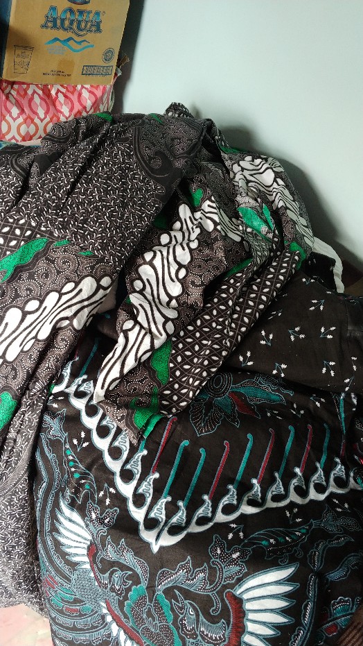 Maura Couple - Sania Ruffle Batik Couple Ori Ndoro Jowi Garansi Termurah Shopee -  Batik Modern Solo