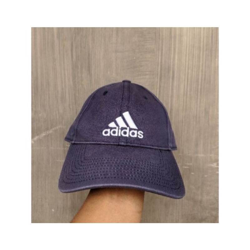 Topi Adidas preloved