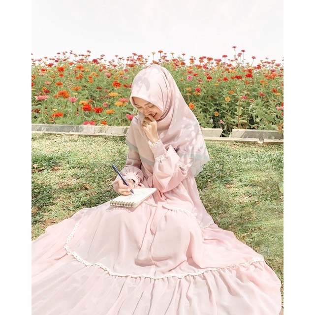 MADELINE DRESS BYGIAGIO gaun kondangan dress akad simple gaun wedding pernikahan baju muslim putih dres lamaran elegan pakaian wanita pesta elegan fashion korea dres lebaran cantik anggun mewah nyaman gaun vintage fashion gaun bahan baby doll renda furing