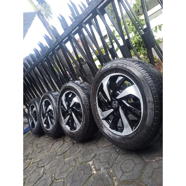 4 Velg R15 PCD 100+Ban 185/65 mobilio RS brio Jazz yaris civic genio ferio freed aveha nova wonder lancer