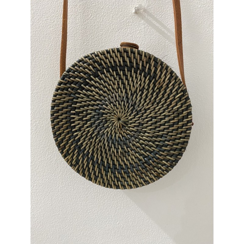 Tas rotan bali bulat