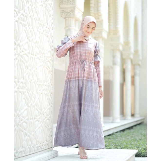 Dharmawangsa Series Twotone Dress Greypink SM by Vanilla Hijab