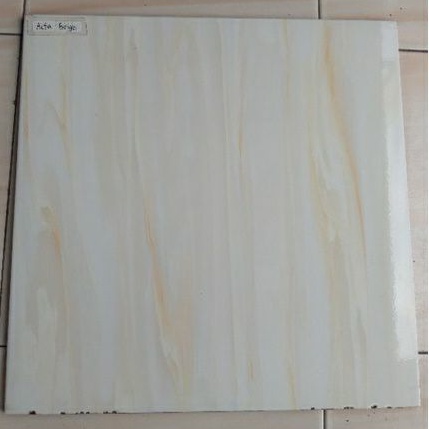 keramik 50x50 mengkilap / glossy