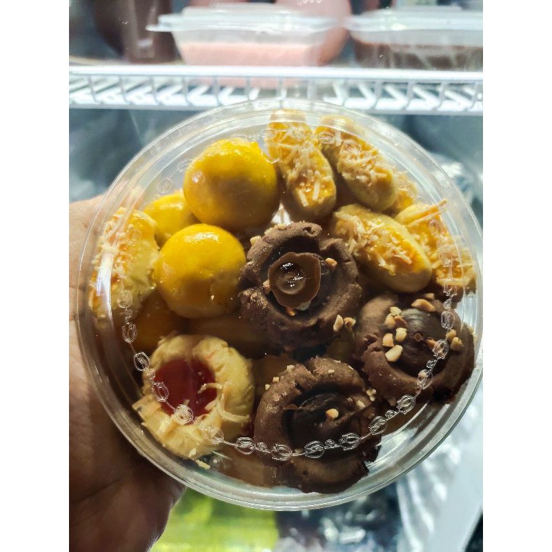 

icip icip campur kue kering