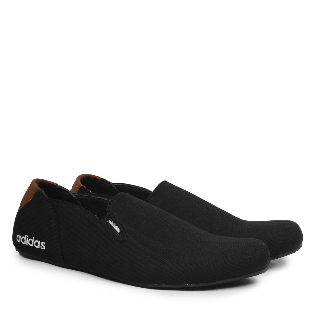 Sepatu Selop Casual Santai Pria Adidas Simple Hitam Kanvas / Spatu Murah Keren Slip On Cowok