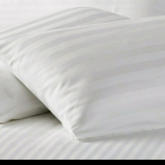Sarung Bantal Tidur Dgn Kain Katun Stripe 300Tc.