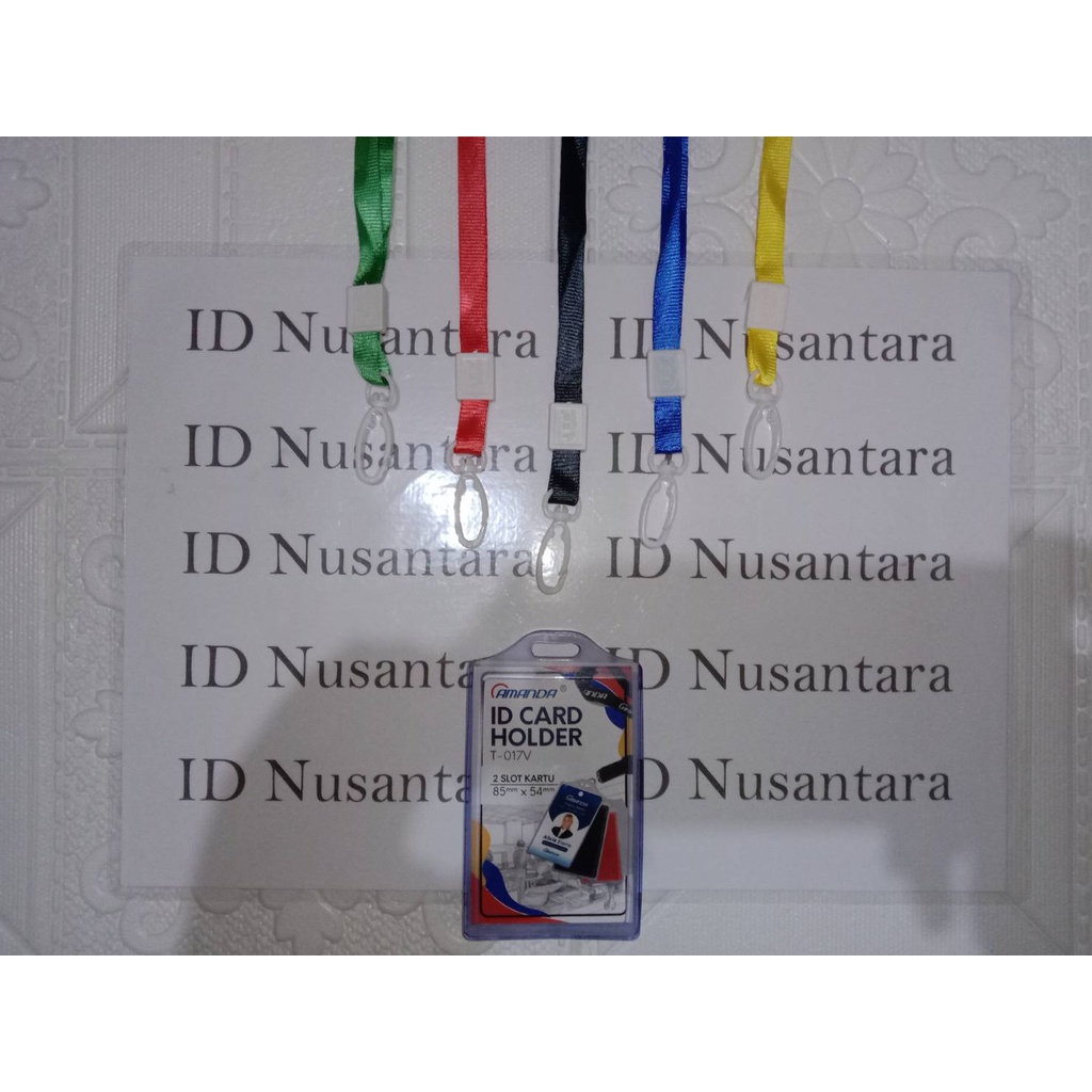 

Paket Tali 1 CM Kait Plastik + Casing ID Card Karet Silicon Amanda
