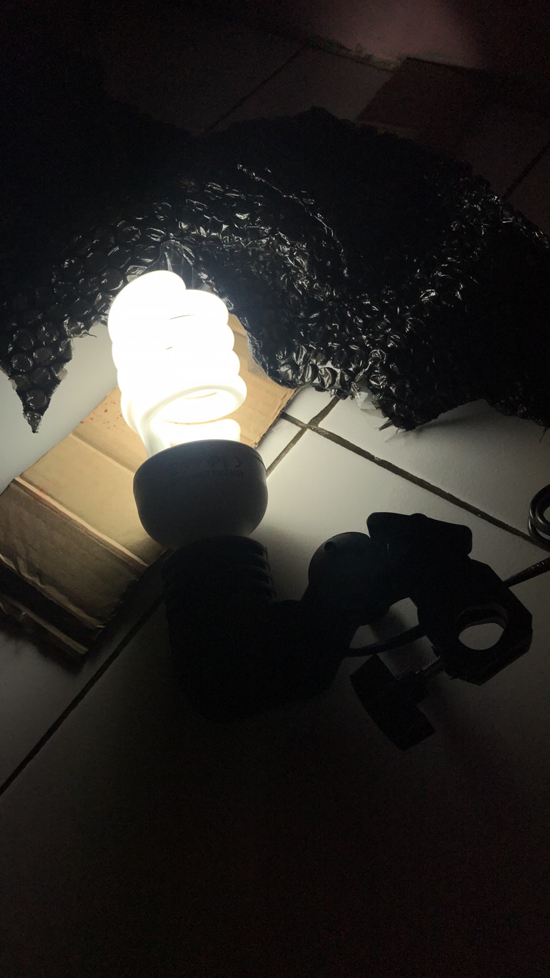 Lamp Holder Single Socket E27 Dengan Dudukan Payung - Hq-dz001