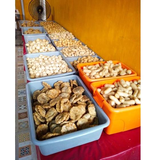 

Produk.. Radial, Pempek / mpek-mpek ASLI Palembang isi 25 buah campur (adaan, lenjer, telur dan kulit) 0HK