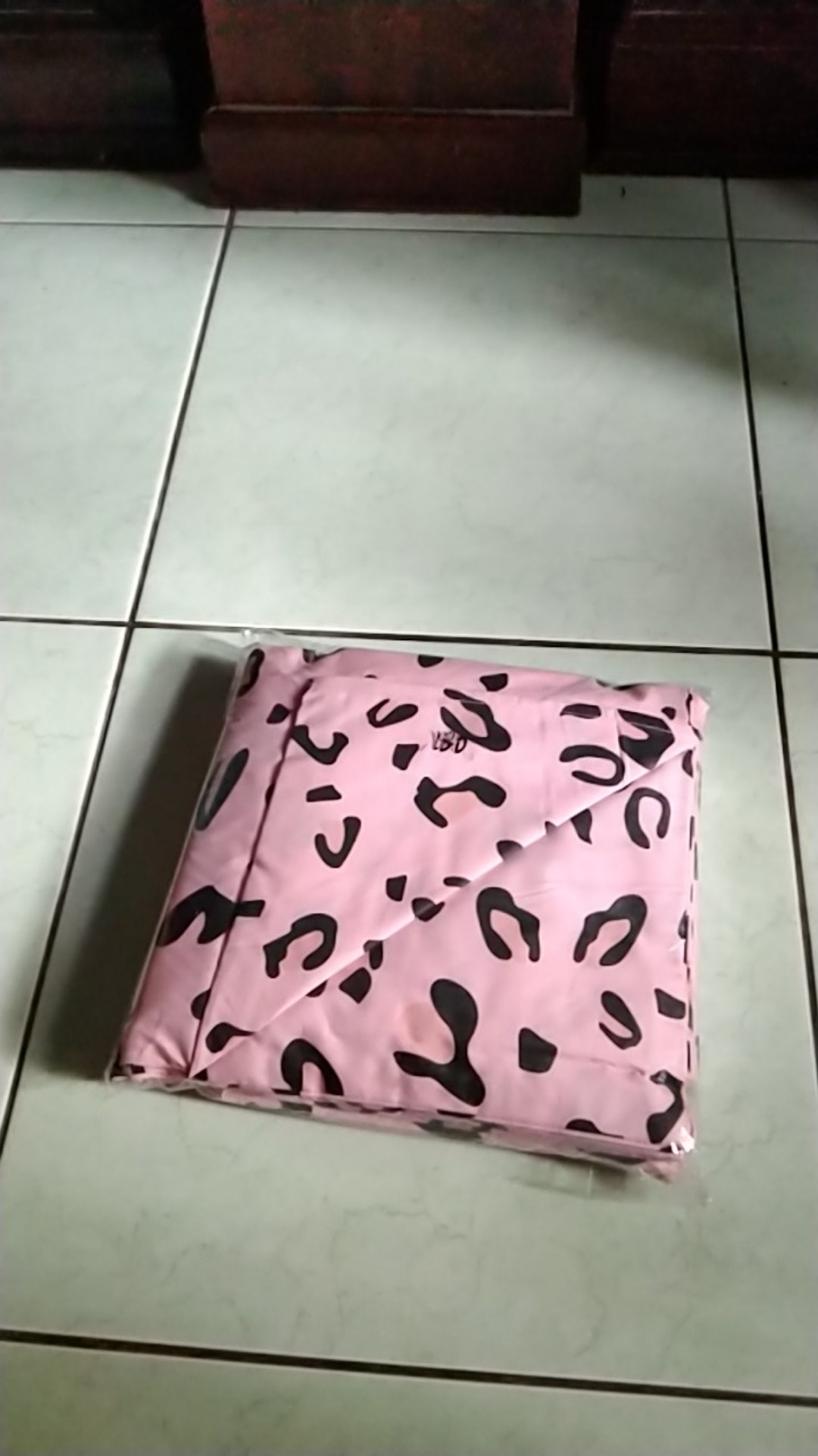 Sprei Magenta Leopard Pink