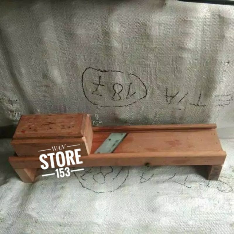 Parutan Bawang / Pasah Bawang / Alat Pemotong Keripik Singkong & Ubi / Manual