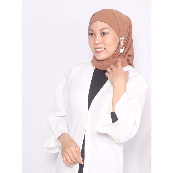 HIJAB SEGIEMPAT INSTAN/HIJAB MALAYSIA/JILBAB SEGI EMPAT MALAY PLUS INNER 2IN1 CERUTY BABYDOLL DINAYA