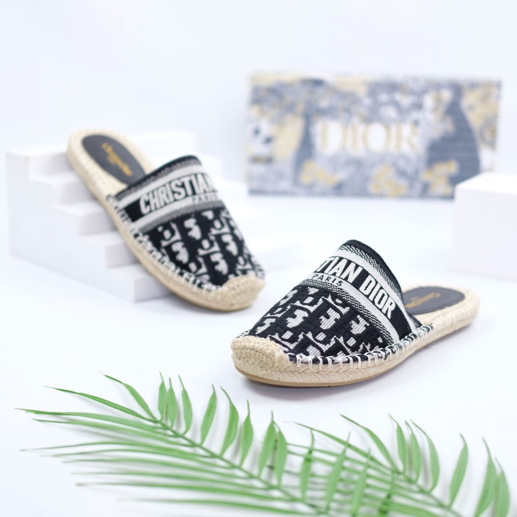 [7.7 Boombastis Sale⚡] - SANDAL WANITA DS021 DR FLATS MULES PREMIUM IMPORT