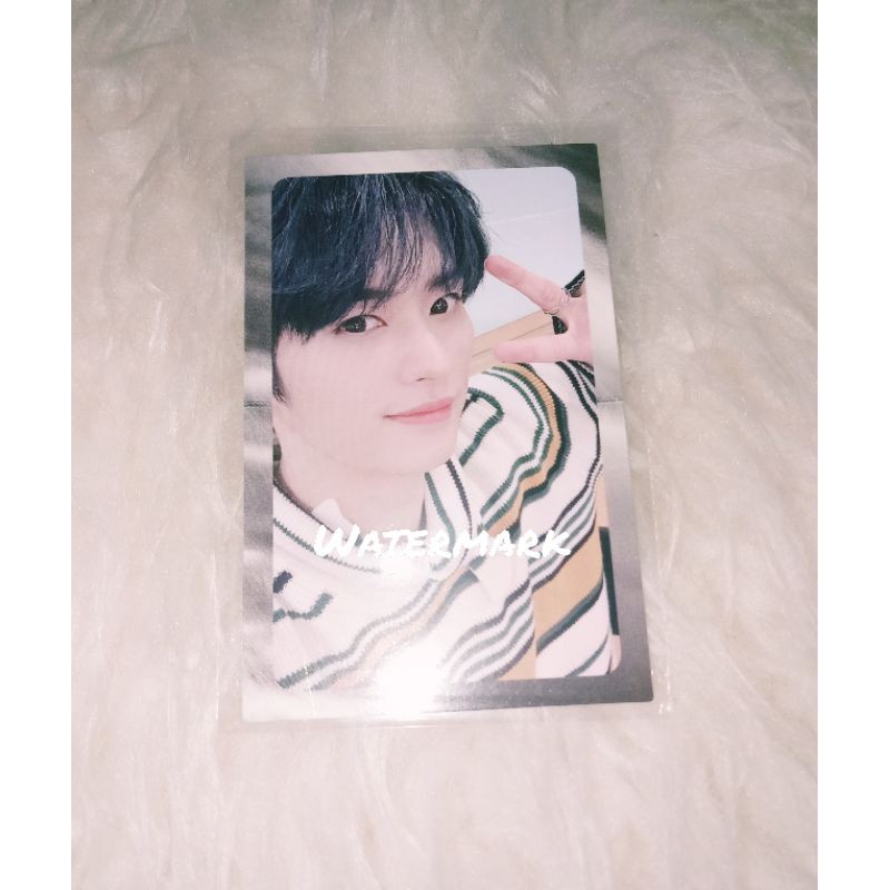 Stray Kids Levanter Silver Border Lee Know (BOOKED)