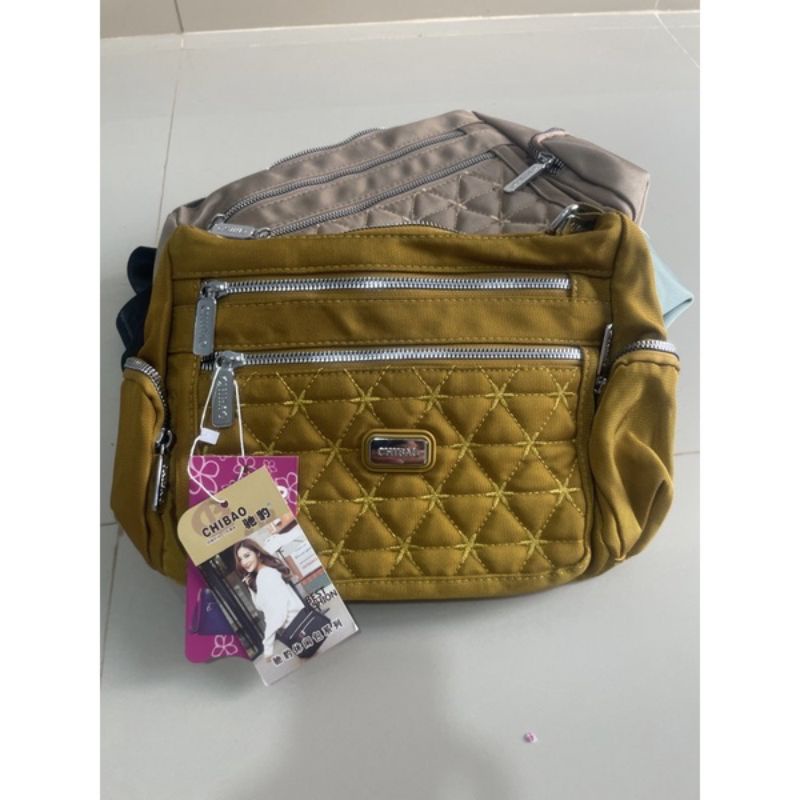 Tas selempang wanita chibao import terbaru 8896 kanvas