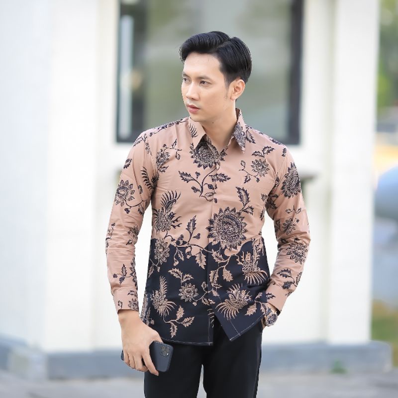 BATIK BOLO DEWO Motif Arjuna Hem Atasan Pria Kemeja Baju Batik Pria Lapis Furing