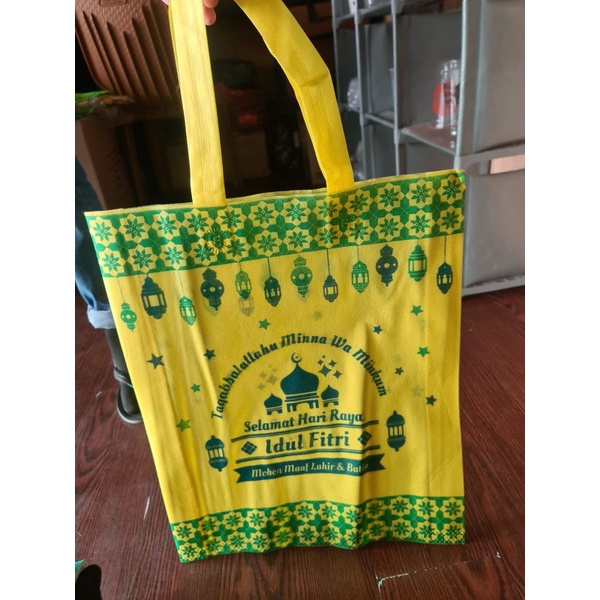 

Tas Spunbond HLS Tali Edisi Idul Fitri | Goddie Bag Kain HLS Idul Fitri uk 38x45cm