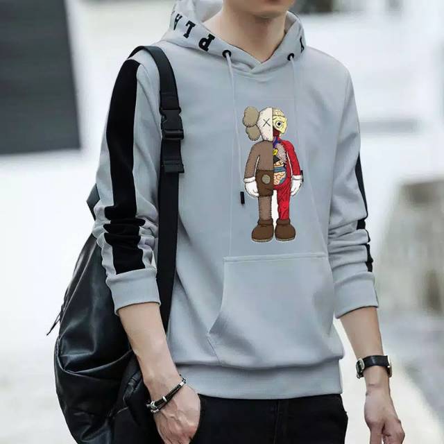 TOTOTAshop.Sweater hoodie NIQLO pria,bahan fleece tebal.motif gambar sablon dan topi sablon