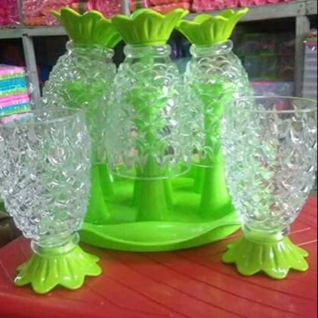 

GLSS Stand imut lucu/bermotif