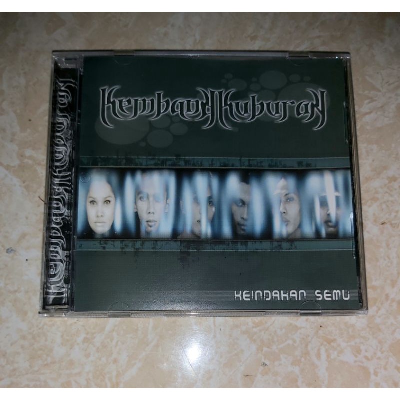 CD KEMBANG KUBURAN - Keindahan Semu