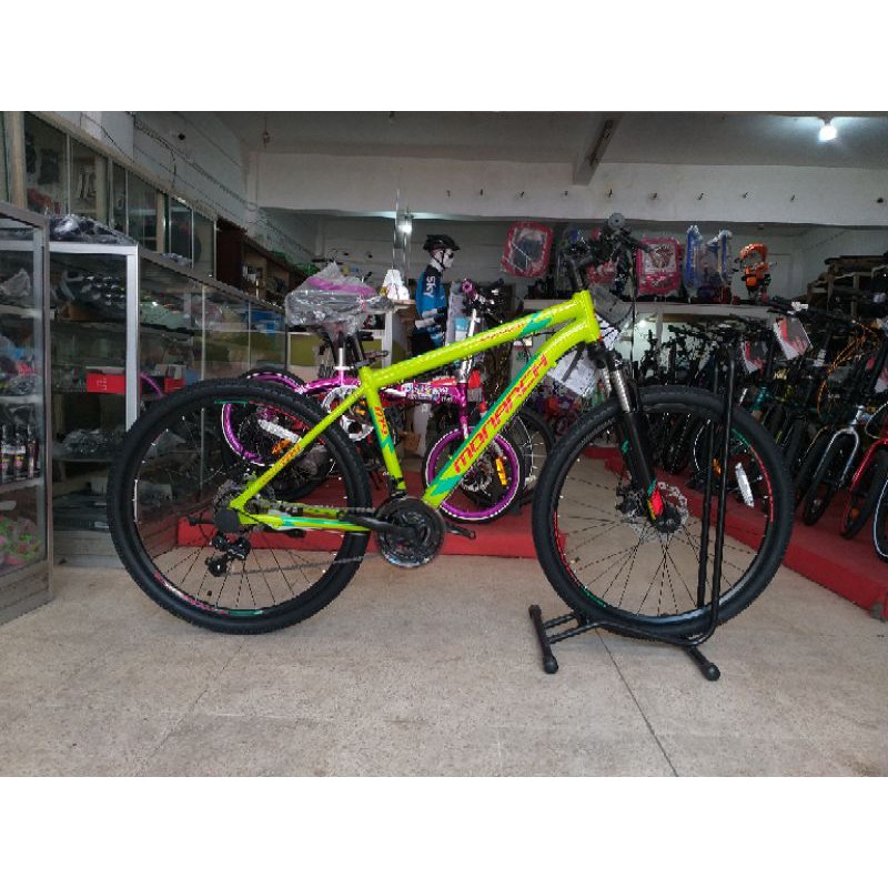 Sepeda Polygon Monarch 4 Roda 26"