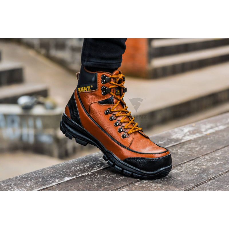 Sepatu boots pria SKIENZ ARGON safety