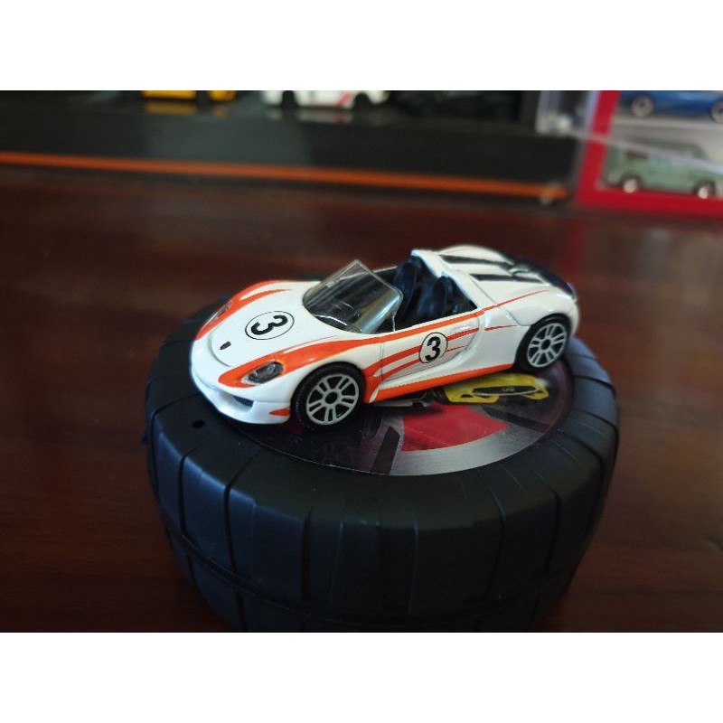 MAJORETTE PORSCHE 918 SPYDER SURPRISE WHEELS POMADE