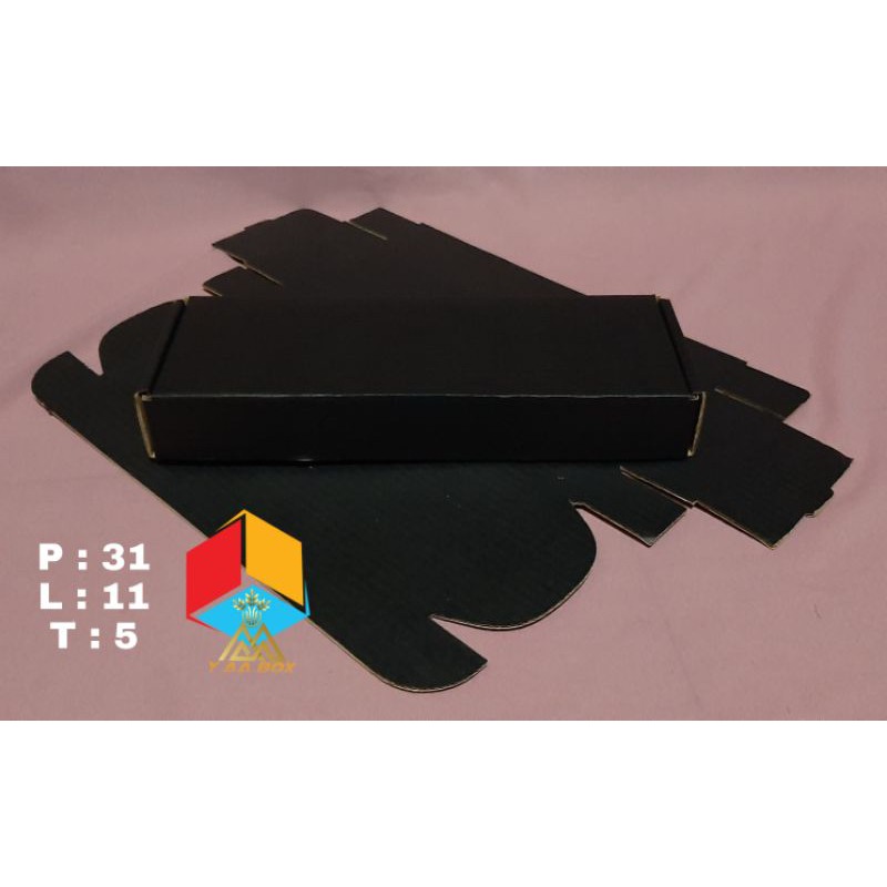 

KOTAK BOX/BOX PACKAGING 31 × 11 × 5 Cm