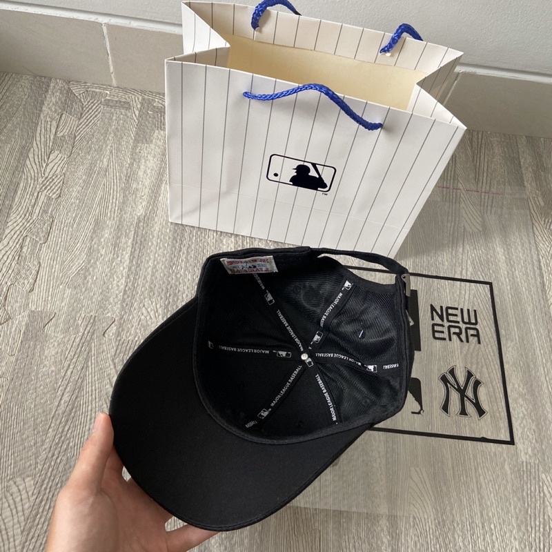 Topi Ny mlb cap Full Black Yankes Font