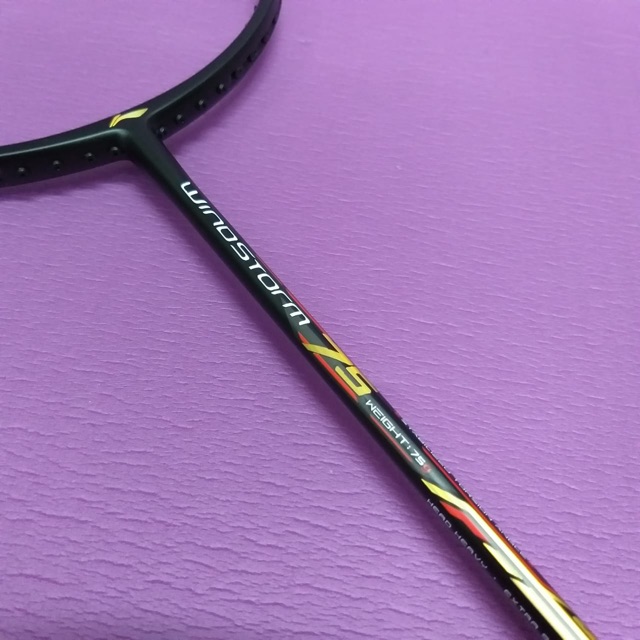 Raket Badminton Lining Windstorm 75