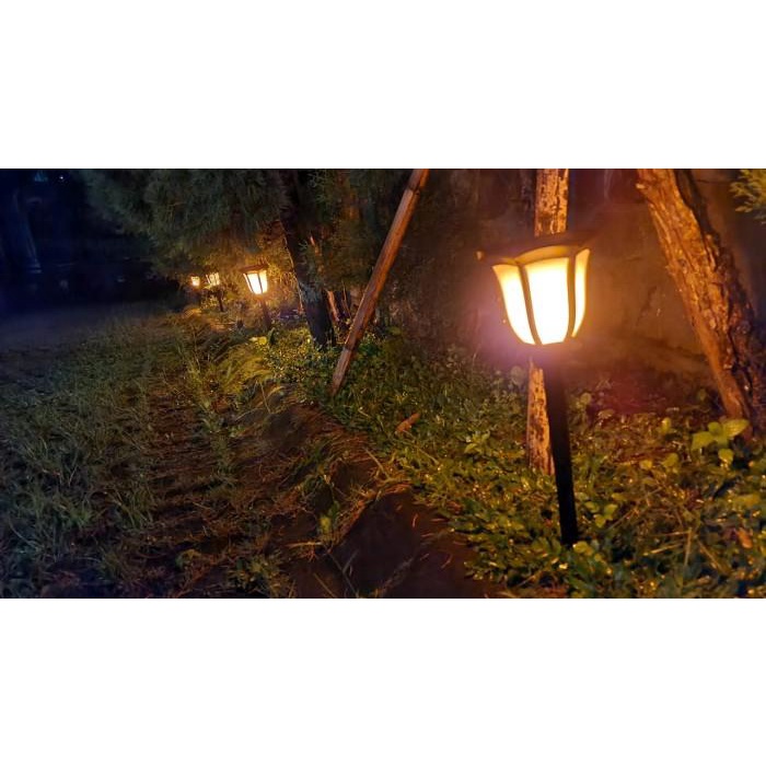 Ortuz Lampu Taman Solar Obor Sgl-01