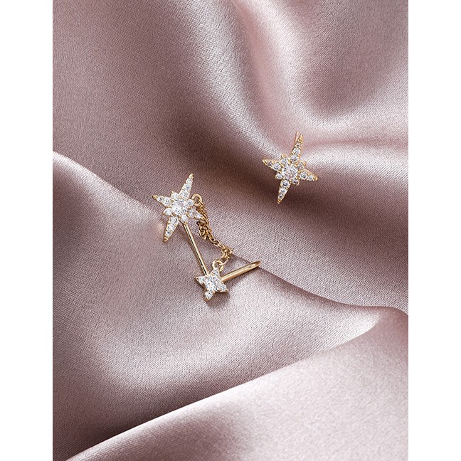 LRC Anting Tusuk Fashion Golden Asymmetric Diamond Chain Star Earrings D71058
