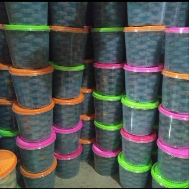 

Kue kacang coklat